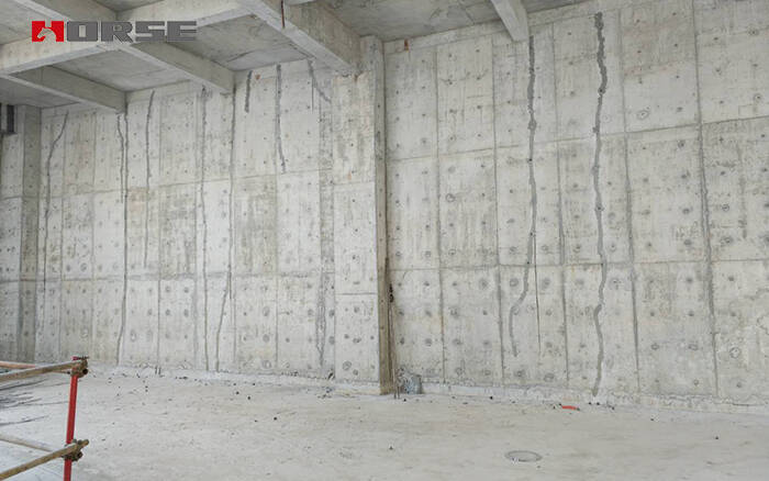 Repairing & Sealing Cracks in Concrete Repairing & Sealing Cracks in Concrete