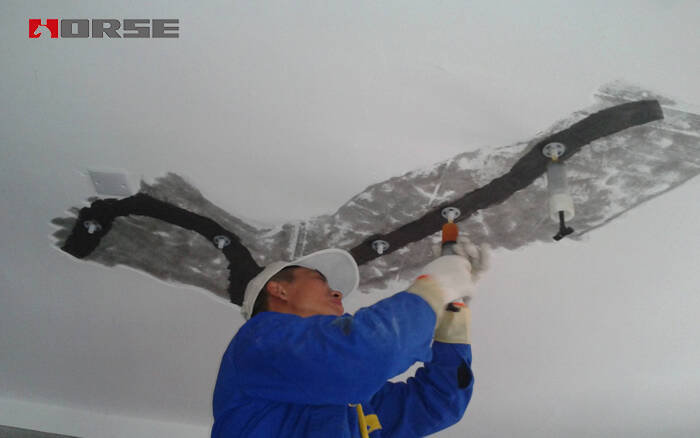 Zemin çatlaklarının onarımı ve karbon fiber takviyesi