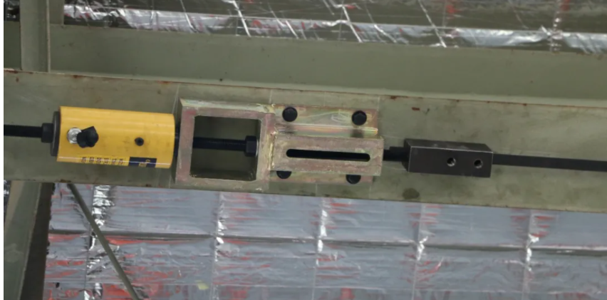 Köprü için Ön Gerilmiş CFRP Laminat Takviye Sistemi