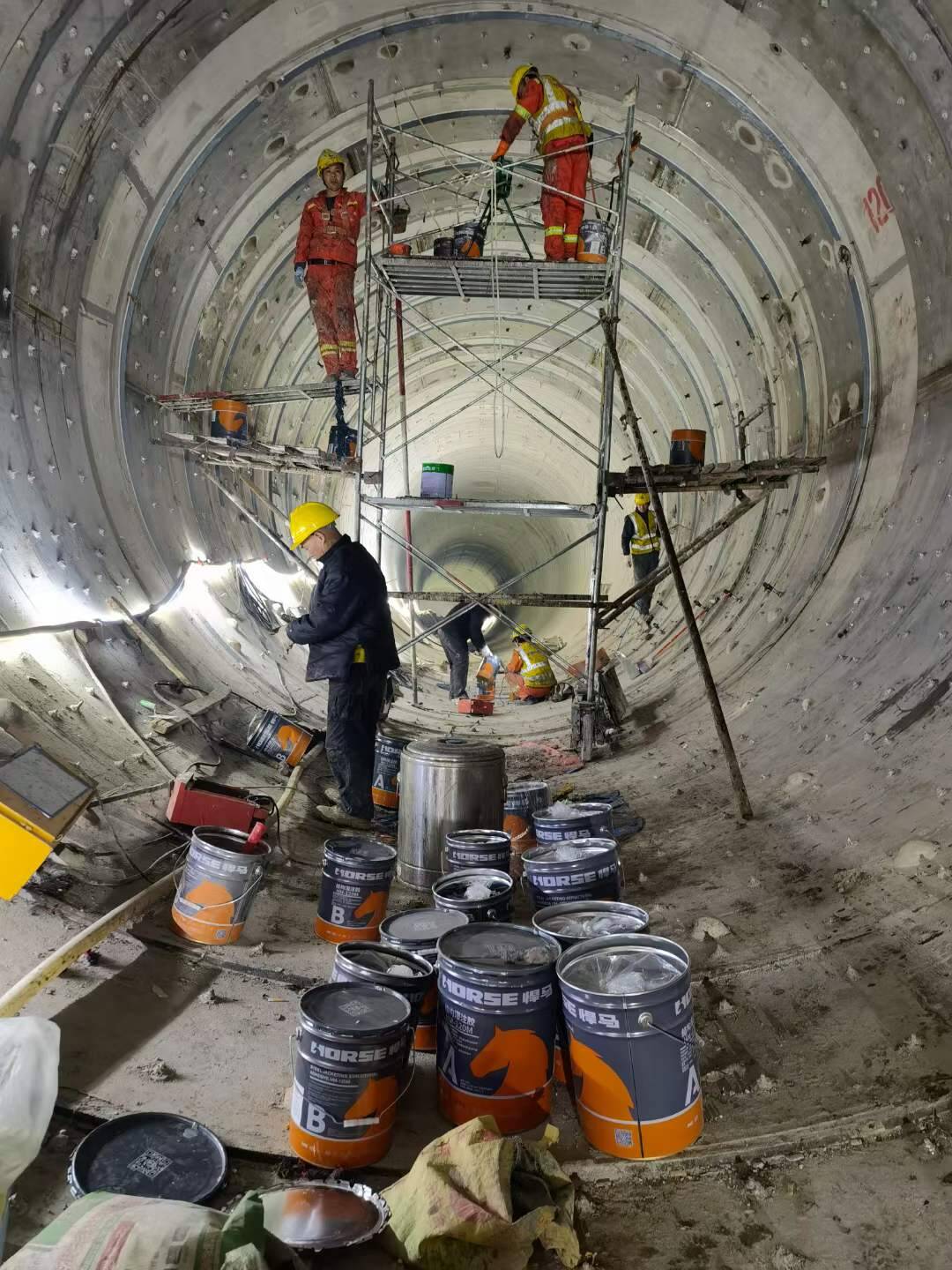 HM-120M Çelik Kaplama Yapıştırıcısı ile Metro Tüneli Güçlendirme
