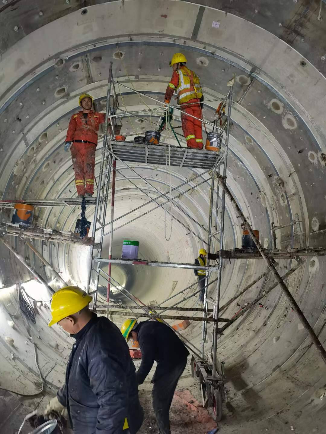 HM-120M Çelik Kaplama Yapıştırıcısı ile Metro Tüneli Güçlendirme