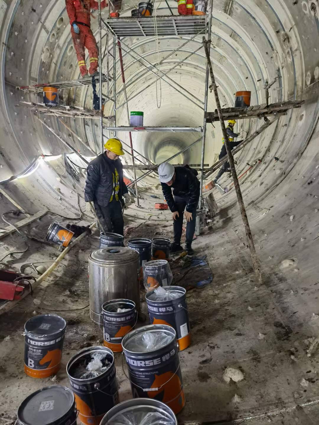 HM-120M Çelik Kaplama Yapıştırıcısı ile Metro Tüneli Güçlendirme