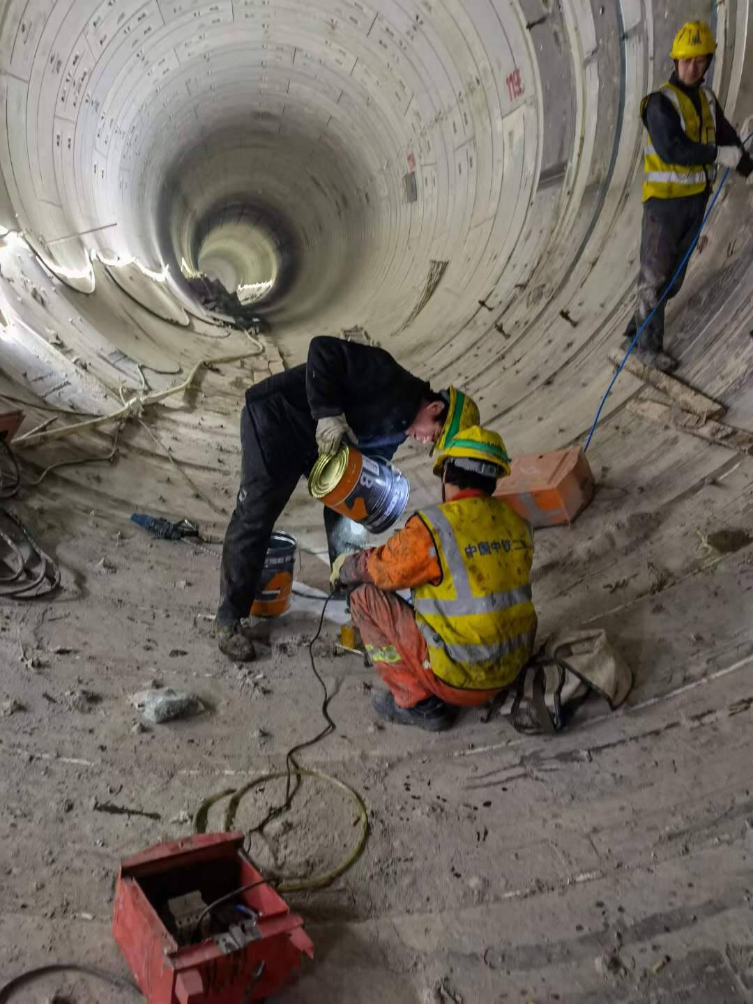 HM-120M Çelik Kaplama Yapıştırıcısı ile Metro Tüneli Güçlendirme