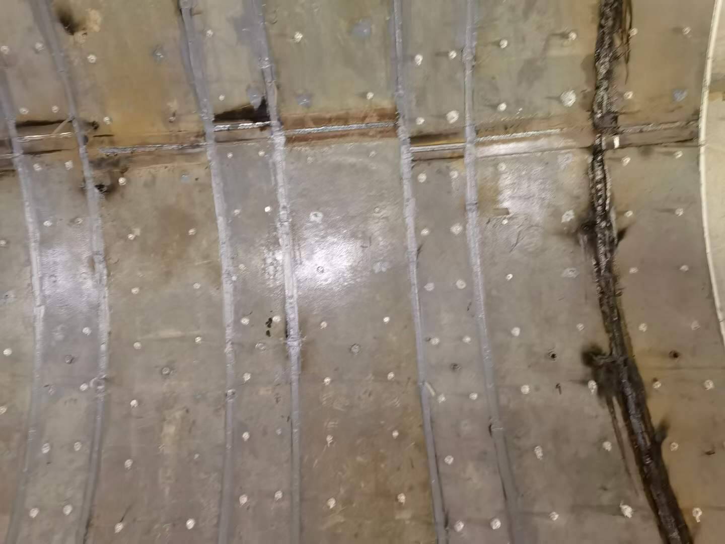 HM-120M Çelik Kaplama Yapıştırıcısı ile Metro Tüneli Güçlendirme