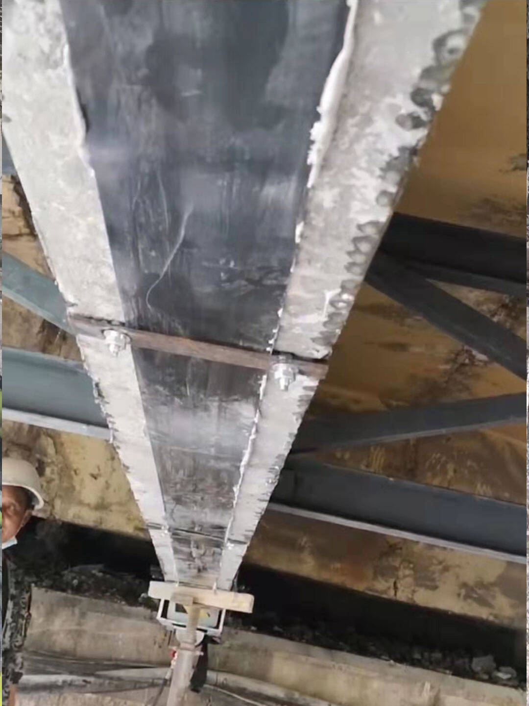 karbon fiber plaka yükle karbon fiber plaka yükle