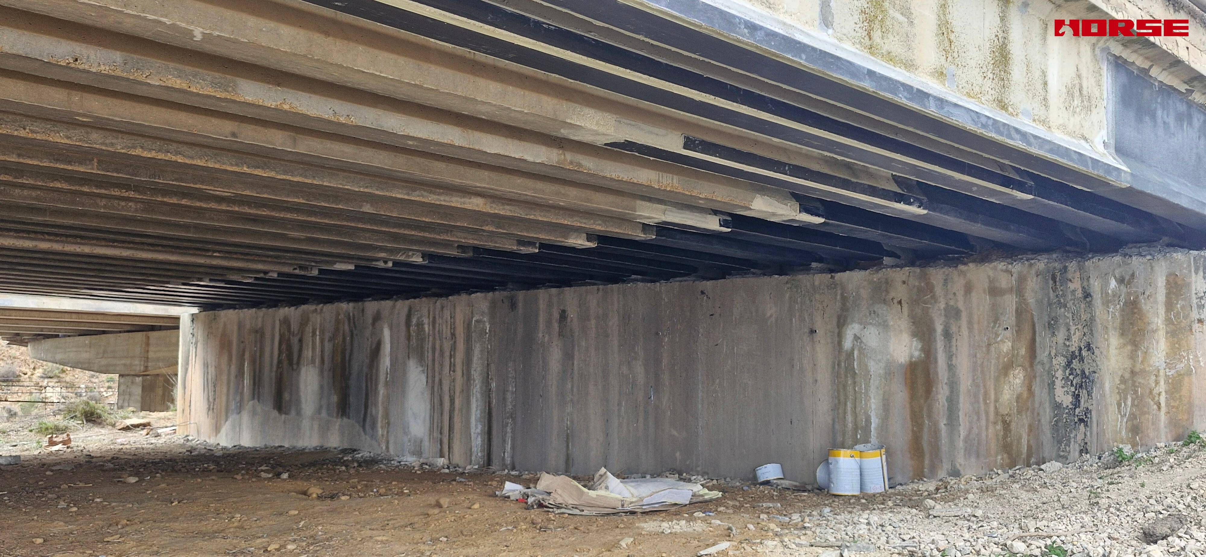 CFRP Laminat ve U-wrap ile Öngerilmeli Beton Çok Kirişli Köprünün Güçlendirilmesi CFRP Laminat ve U-wrap ile Öngerilmeli Beton Çok Kirişli Köprünün Güçlendirilmesi