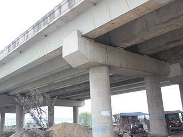 Çatlaklar Nedeniyle Oluşan Köprü Üst Yapısının Taşıma Problemini Çözmek İçin Ön Gerilimli Karbon Levhalarla Güçlendirme